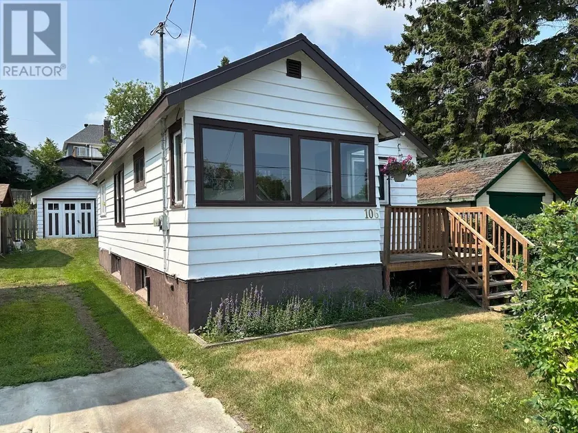 Detached at 106 College ST, Thunder Bay