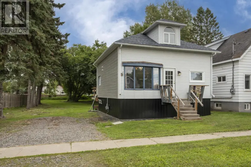 Detached at 238 Angus ST, Thunder Bay