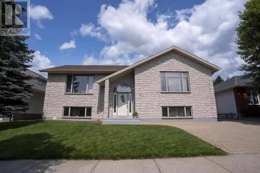 Detached at 316 FAIRBROOKE CRES, THUNDER BAY
