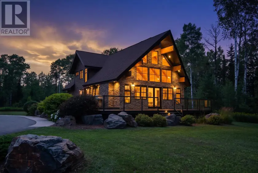 Detached at 6065 Loch Lomond Road, Thunder
