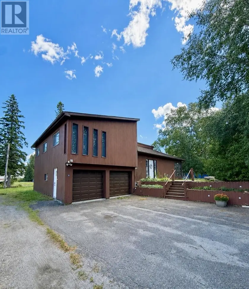 Detached at 109-111 Hillcrest RD, Longlac
