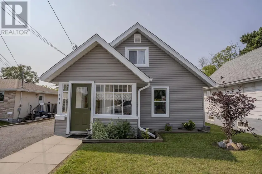 Detached at 319 Lillian ST, Thunder Bay
