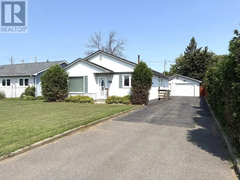 Detached at 1213 Mary Street W, Thunder Bay