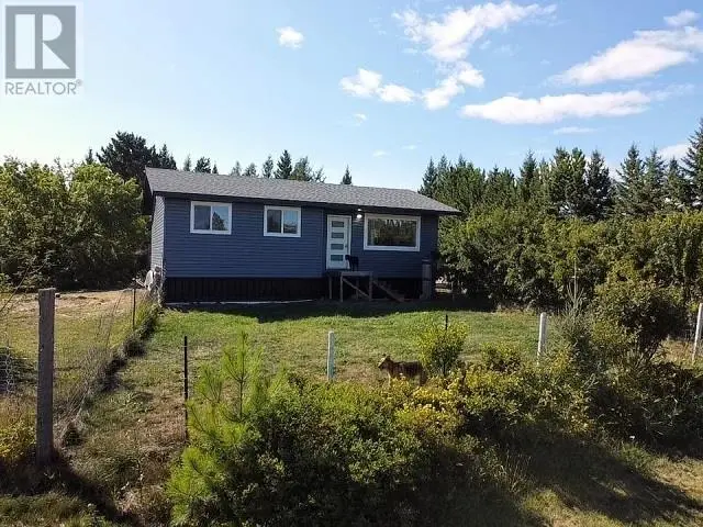 Detached at 7748 Highway 17 East, Dinorwic