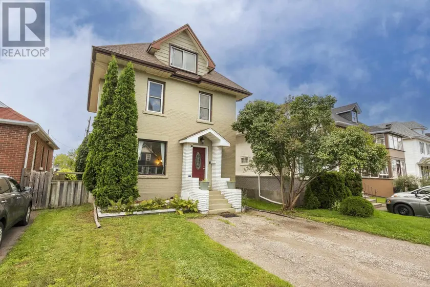 Detached at 223 Marks St S, Thunder Bay