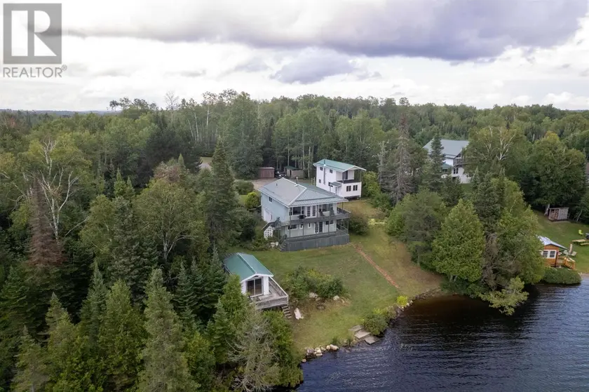 Detached at 32I One Island Lake RD N, Thunder Bay