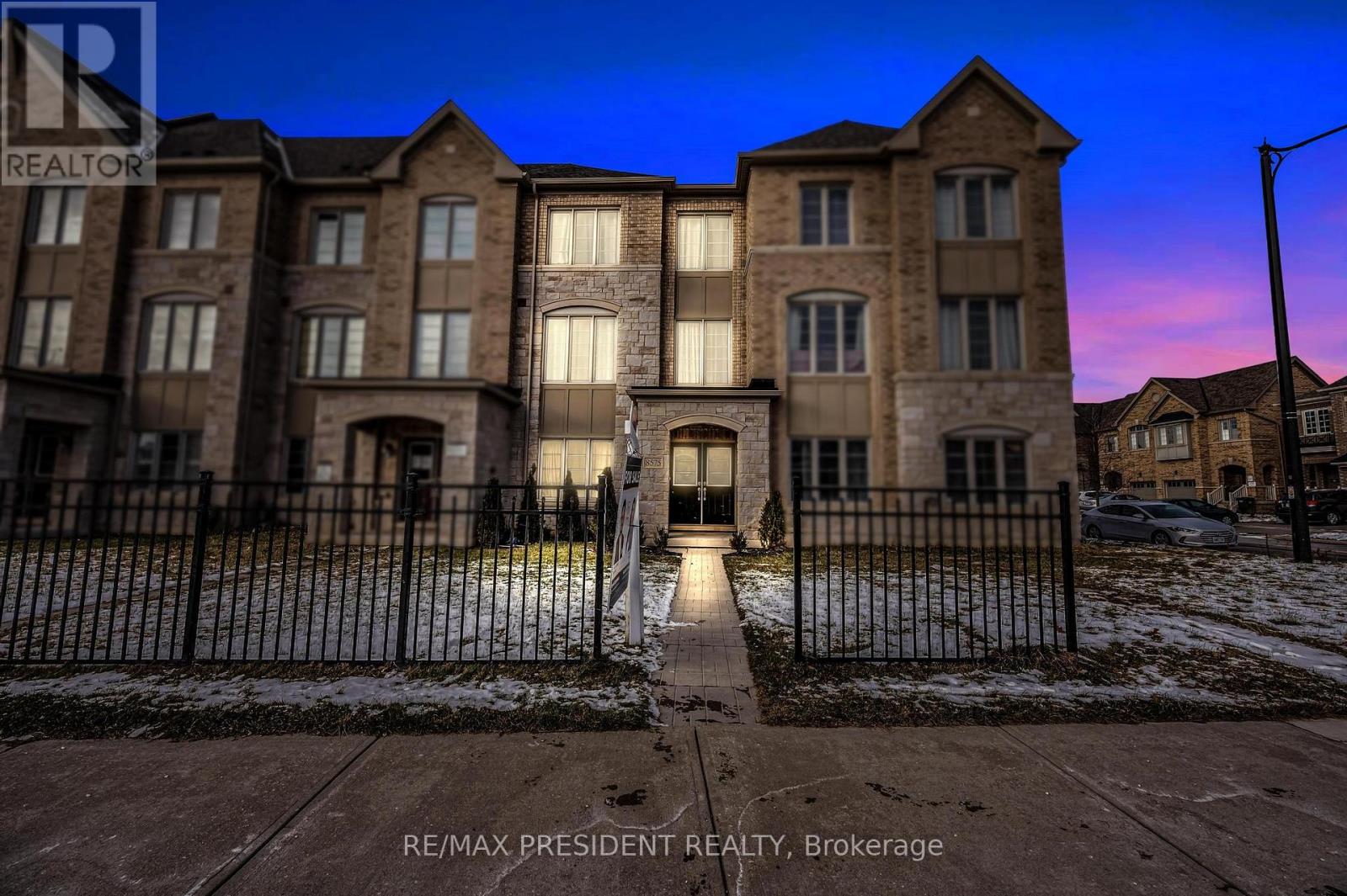 Townhouse at 8575 FINANCIAL DRIVE, Brampton (Bram West)