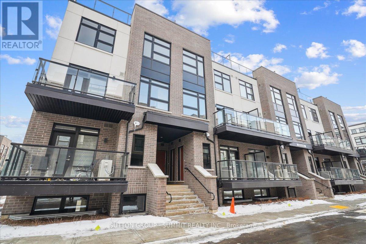 Townhouse at 105 - 1593 ROSE WAY, Milton (CB Cobban)