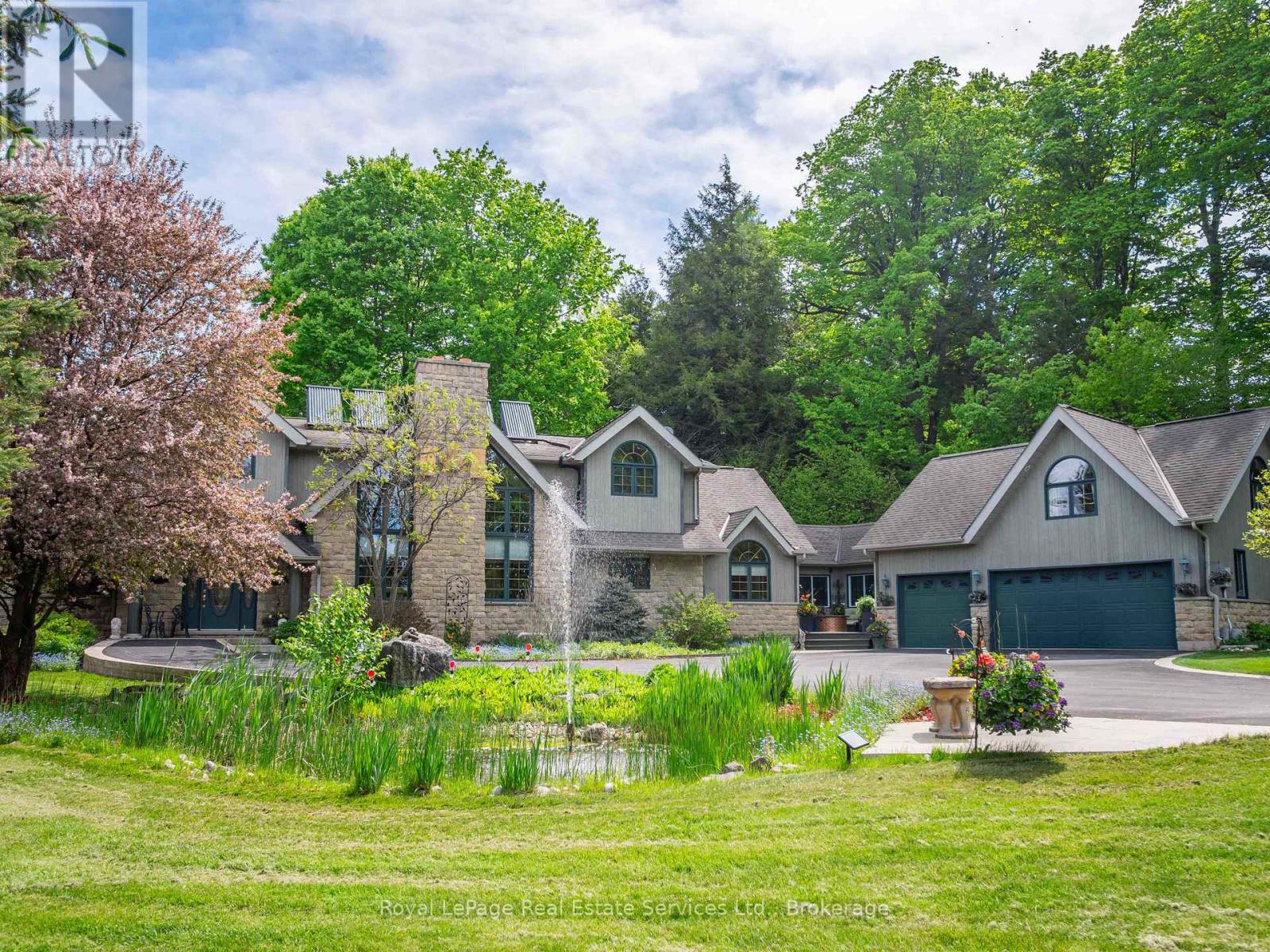 Detached at 6 TURTLE LAKE DRIVE, Halton Hills (Rural Halton Hills)