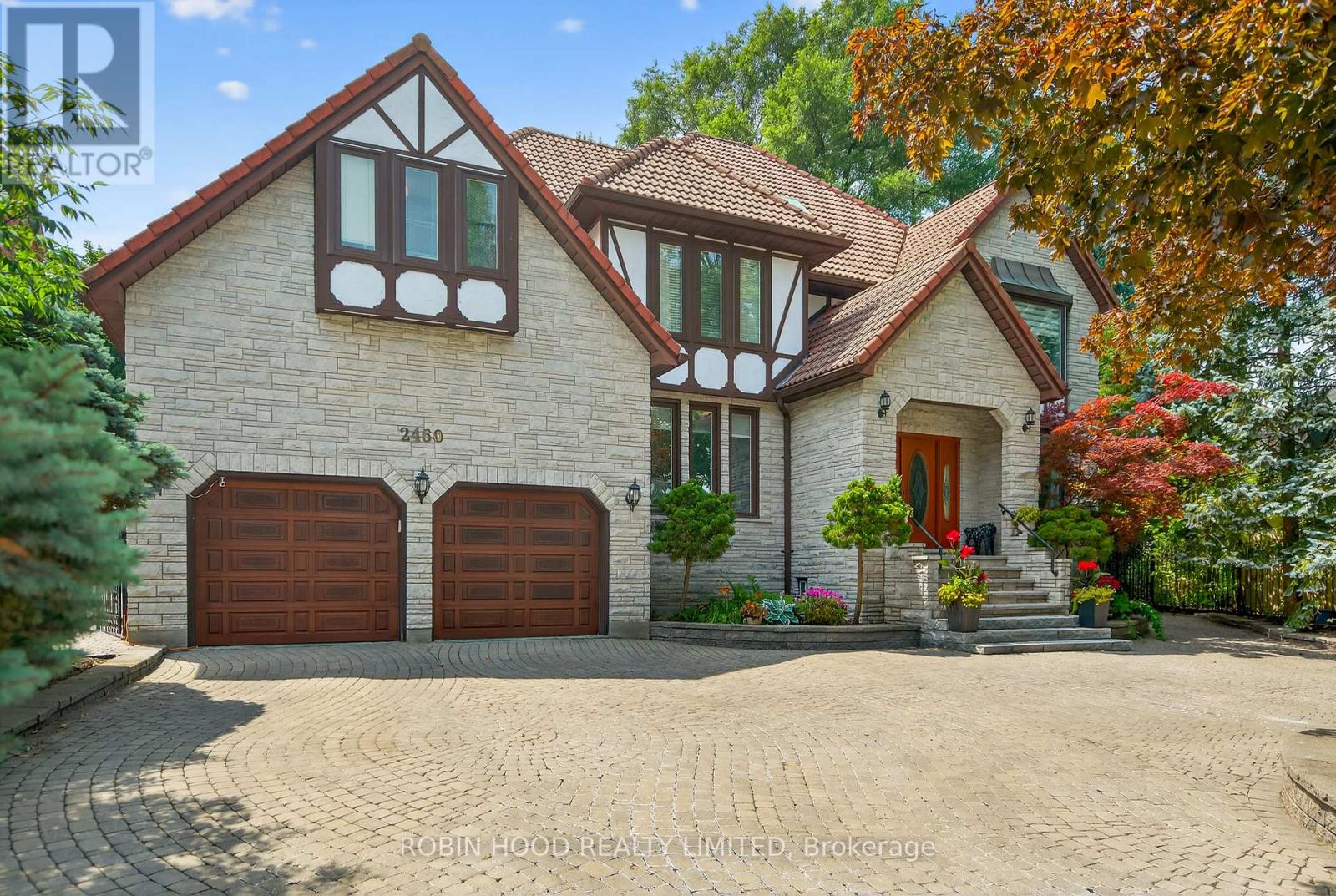 Detached at 2460 HAMMOND ROAD, Mississauga (Sheridan)