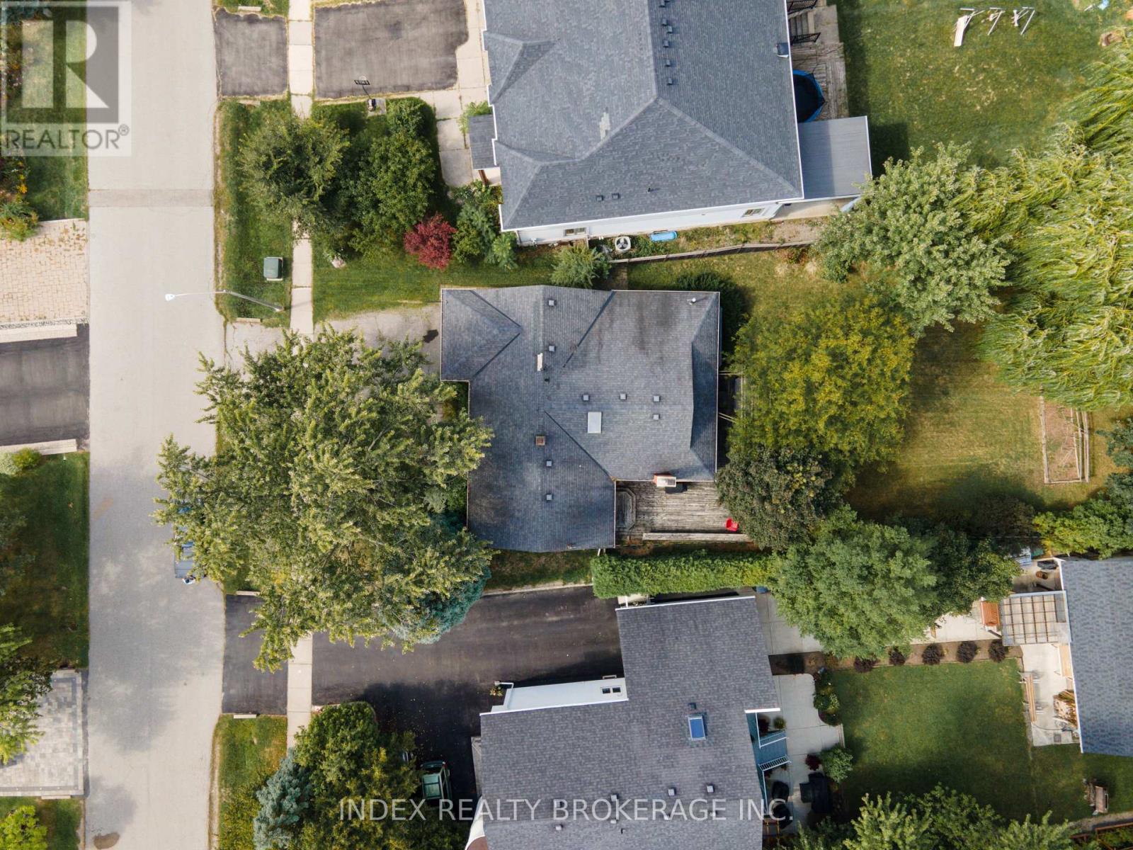 Detached at 1073 KENT AVENUE E, Oakville (CP College Park)