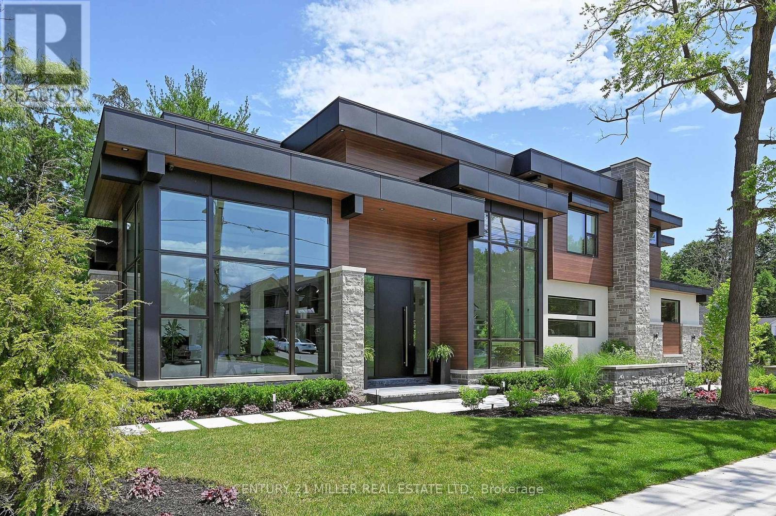Detached at 421 CHARTWELL ROAD, Oakville (MO Morrison)