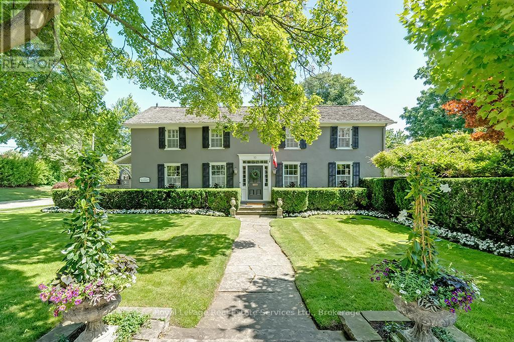 Detached at 53 THOMAS STREET, Oakville (OO Old Oakville)