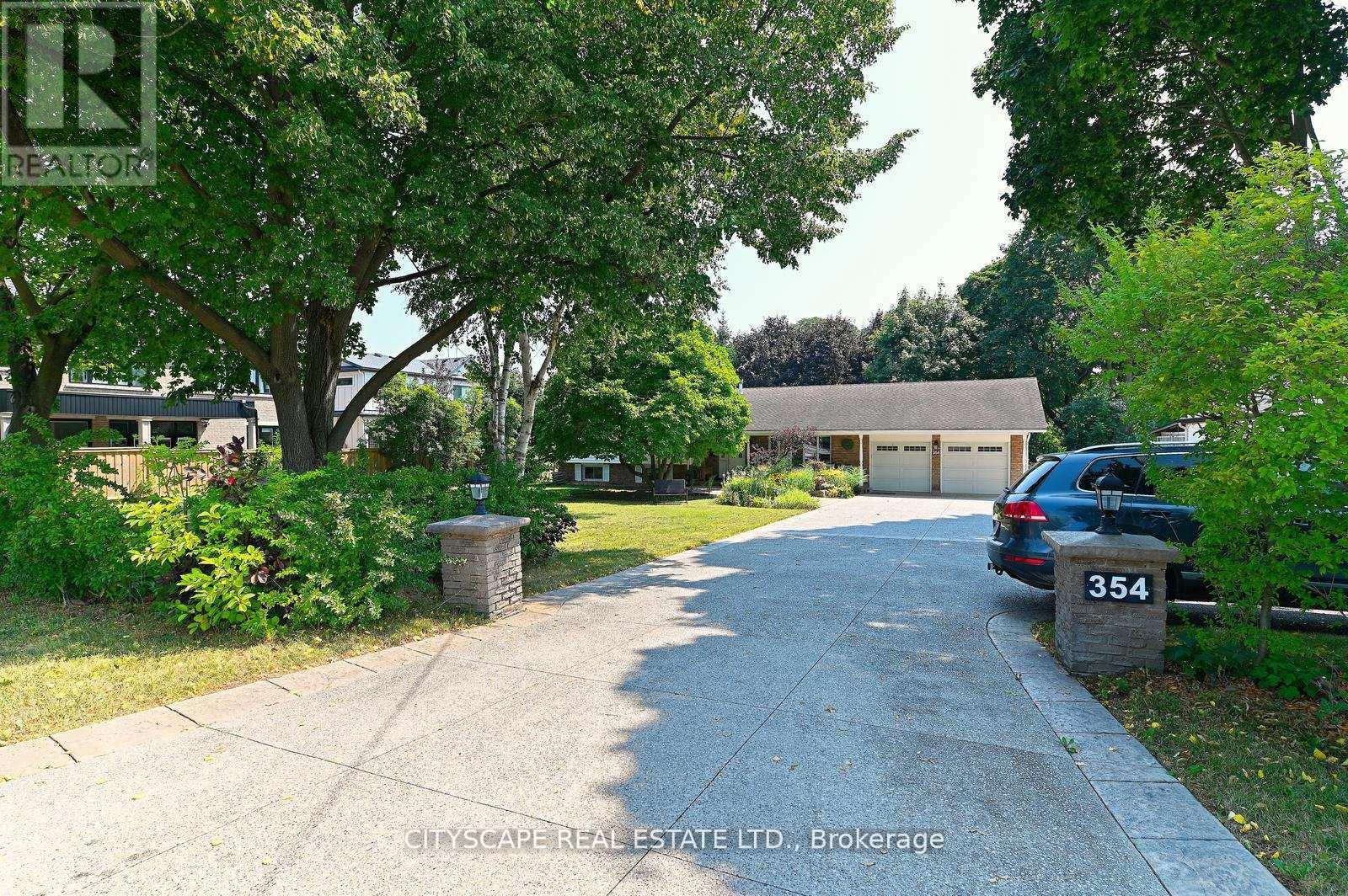 Detached at 354 PLAINS ROAD W, Burlington (Bayview)