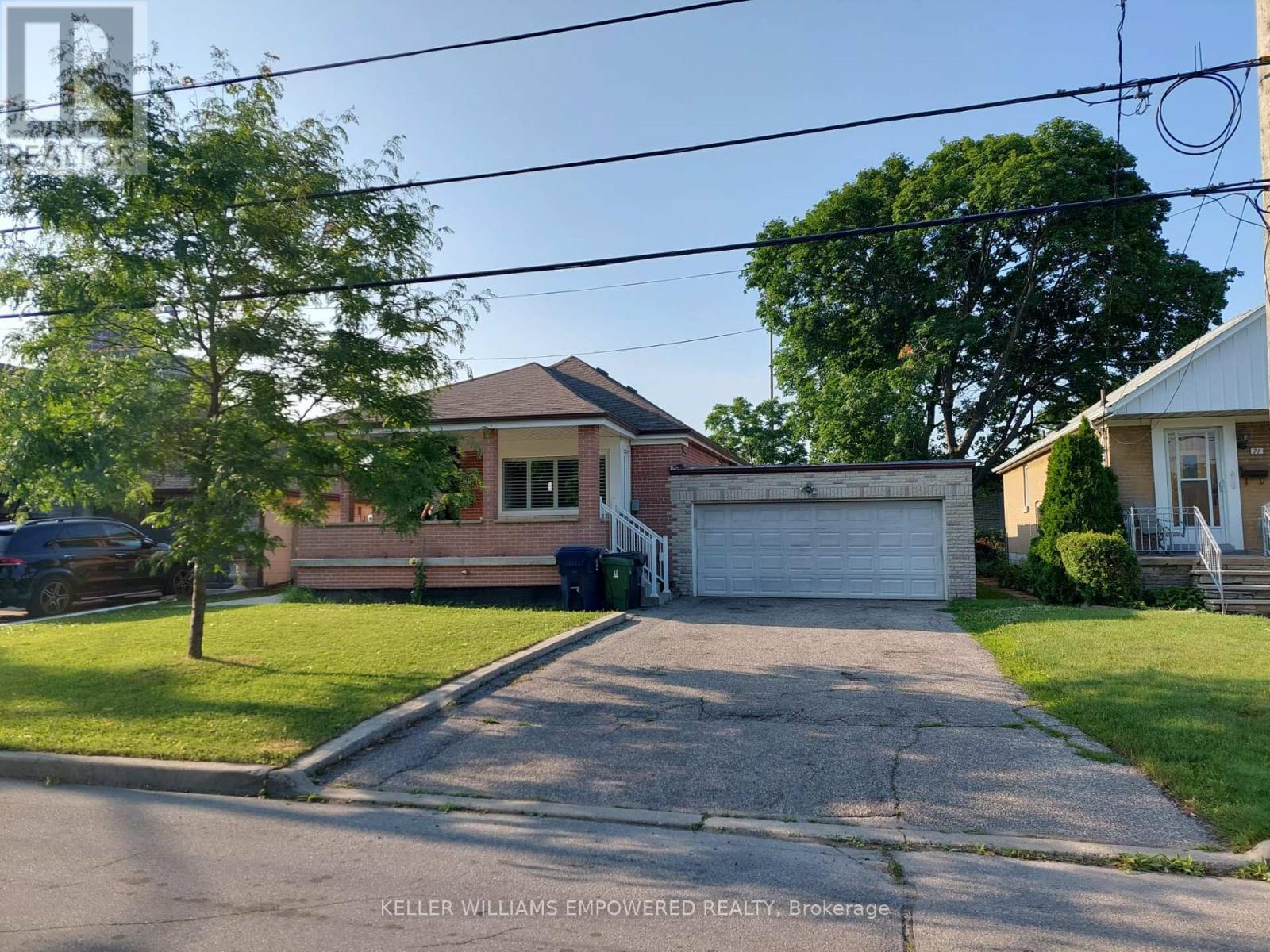 Detached at 69 WHITLEY AVENUE, Toronto (Downsview-Roding-CFB)