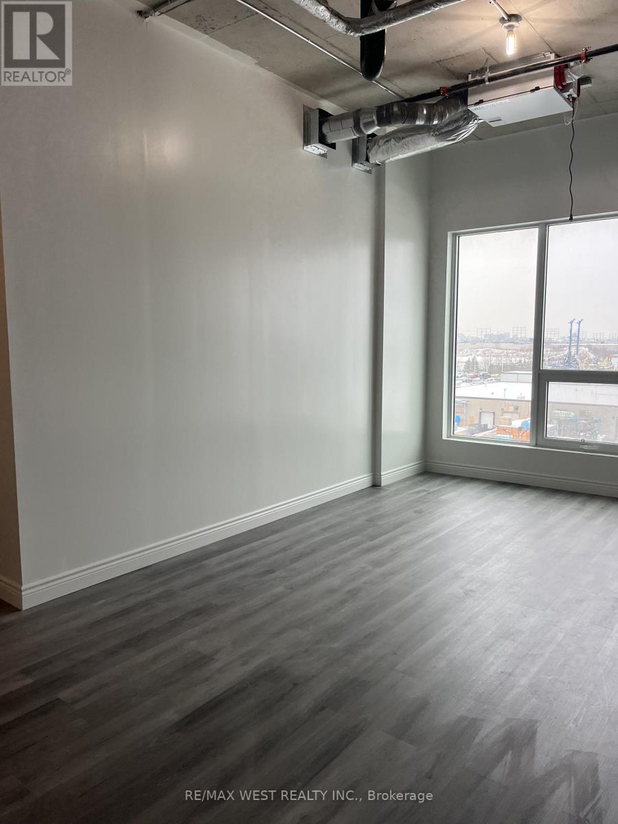 Other at 423 - 600 DIXON ROAD, Toronto (West Humber-Clairville)