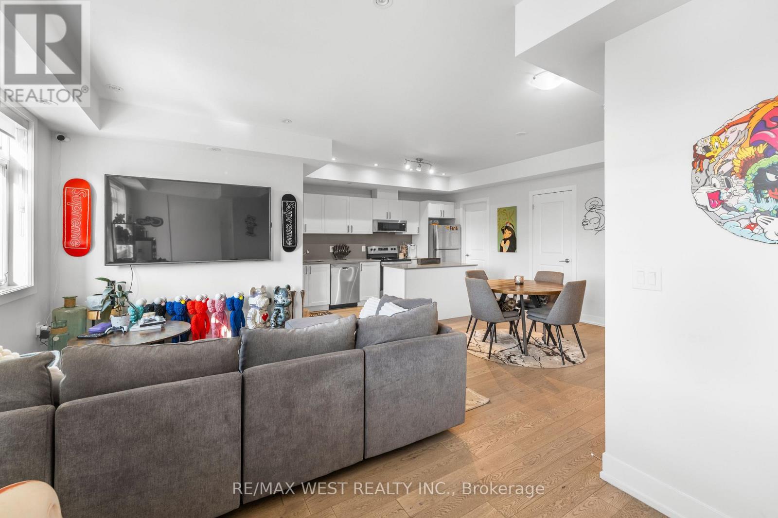 Townhouse at 1062 DOUGLAS MCCURDY COMMON, Mississauga (Lakeview)