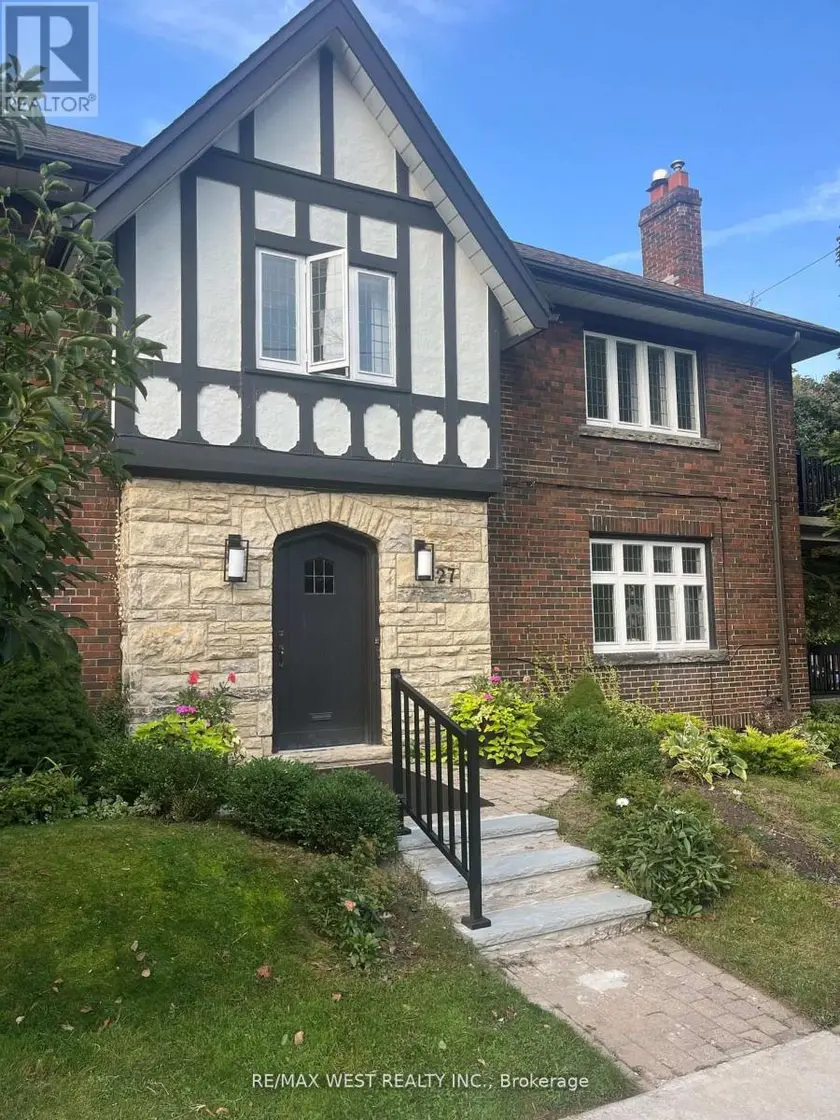 Detached at BSMT - 27 OAKVIEW AVENUE, Toronto (High Park North)