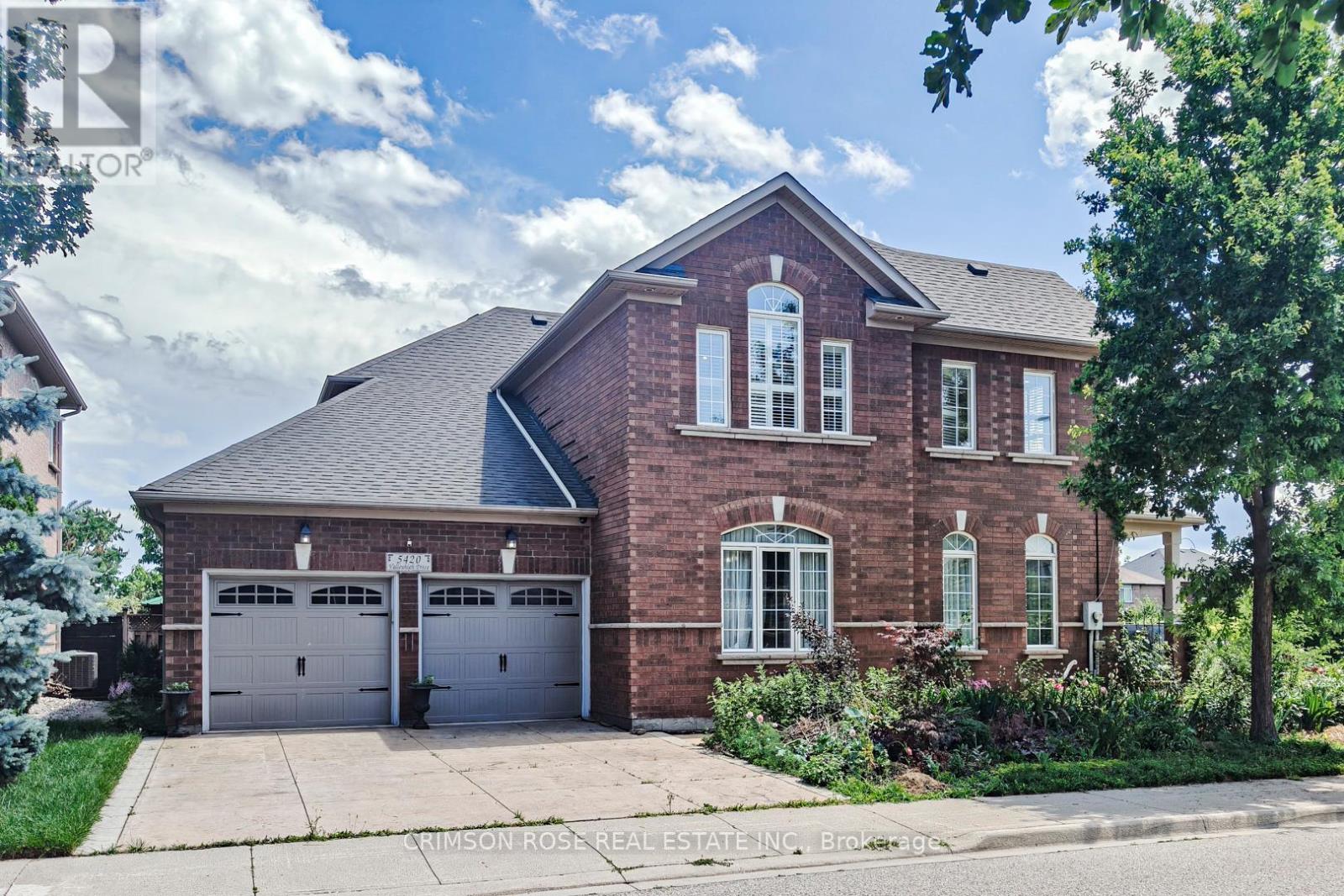 Detached at ROOM 4 - 5420 VALLEYHIGH DRIVE, Burlington (Orchard)