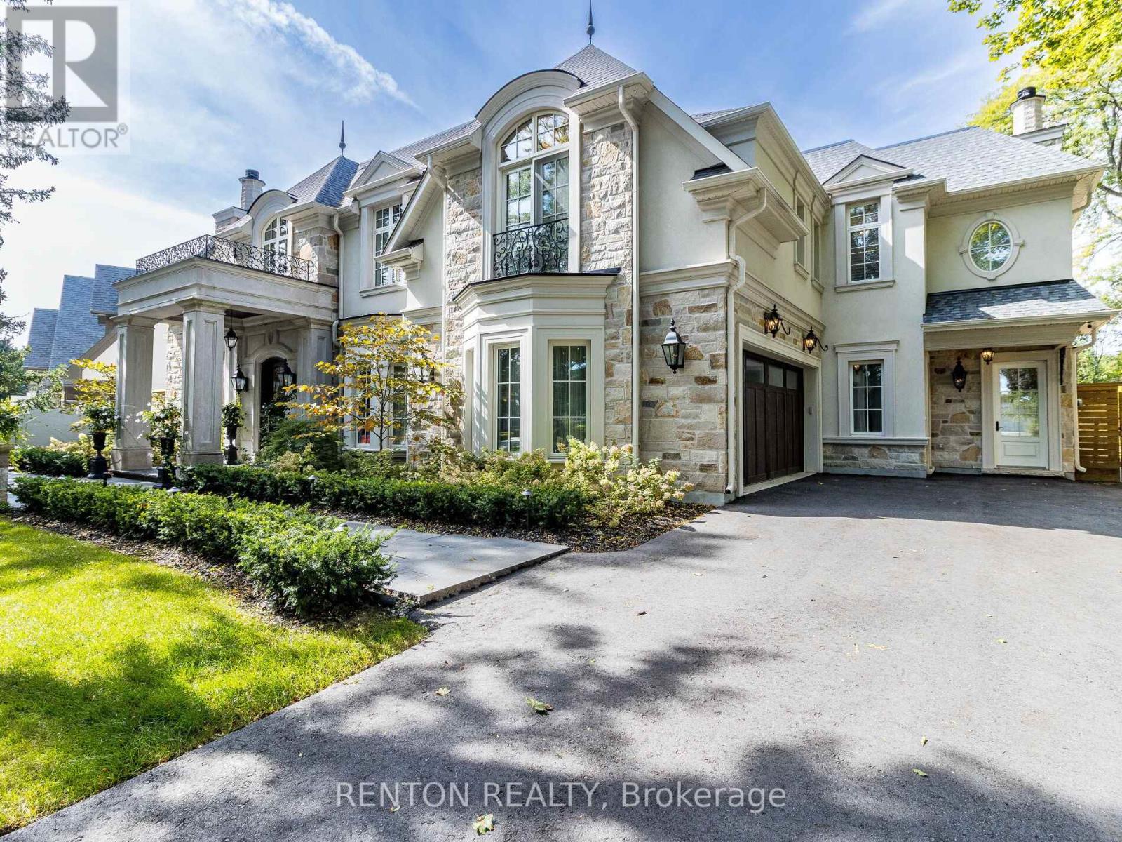 Detached at 1491 WATERSEDGE ROAD, Mississauga (Clarkson)