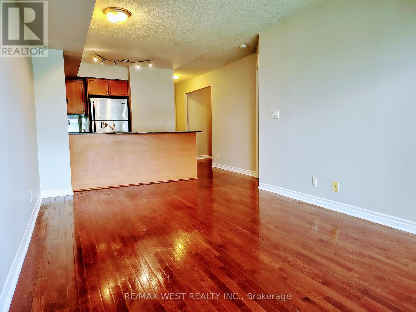 Apartment at 1301 - 1 ELM DRIVE W, Mississauga (City Centre)