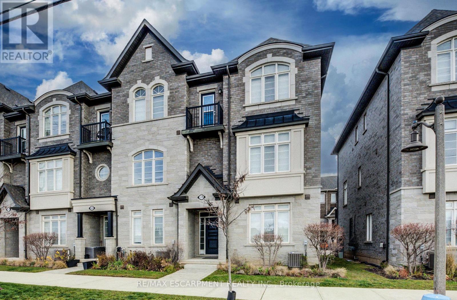 Townhouse at 2285 KHALSA GATE, Oakville (WM Westmount)
