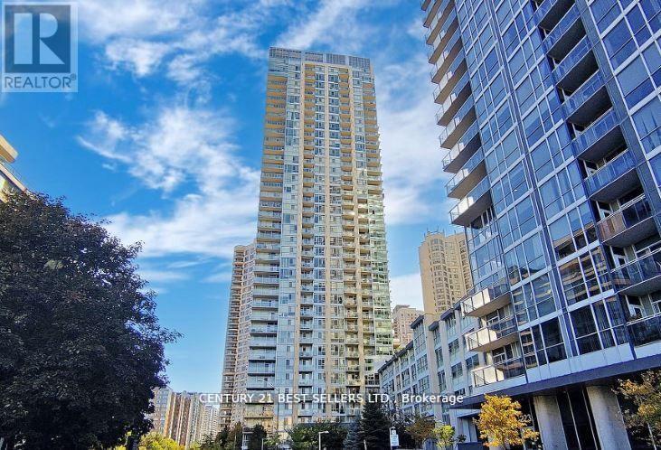 Apartment at 801 - 225 WEBB DRIVE, Mississauga (City Centre)