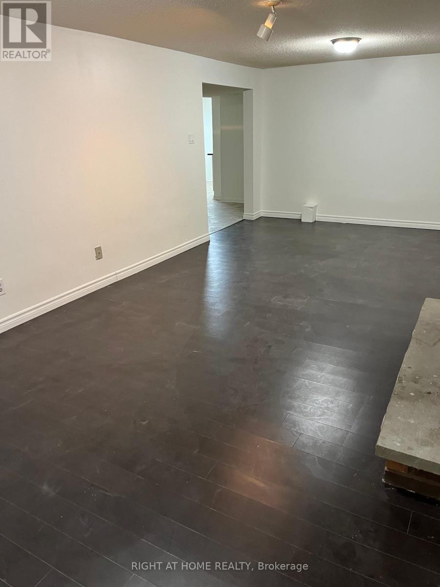 Detached at LOWER LEVEL BSMENT - 26 PANORAMA CRESCENT, Brampton (Northgate)
