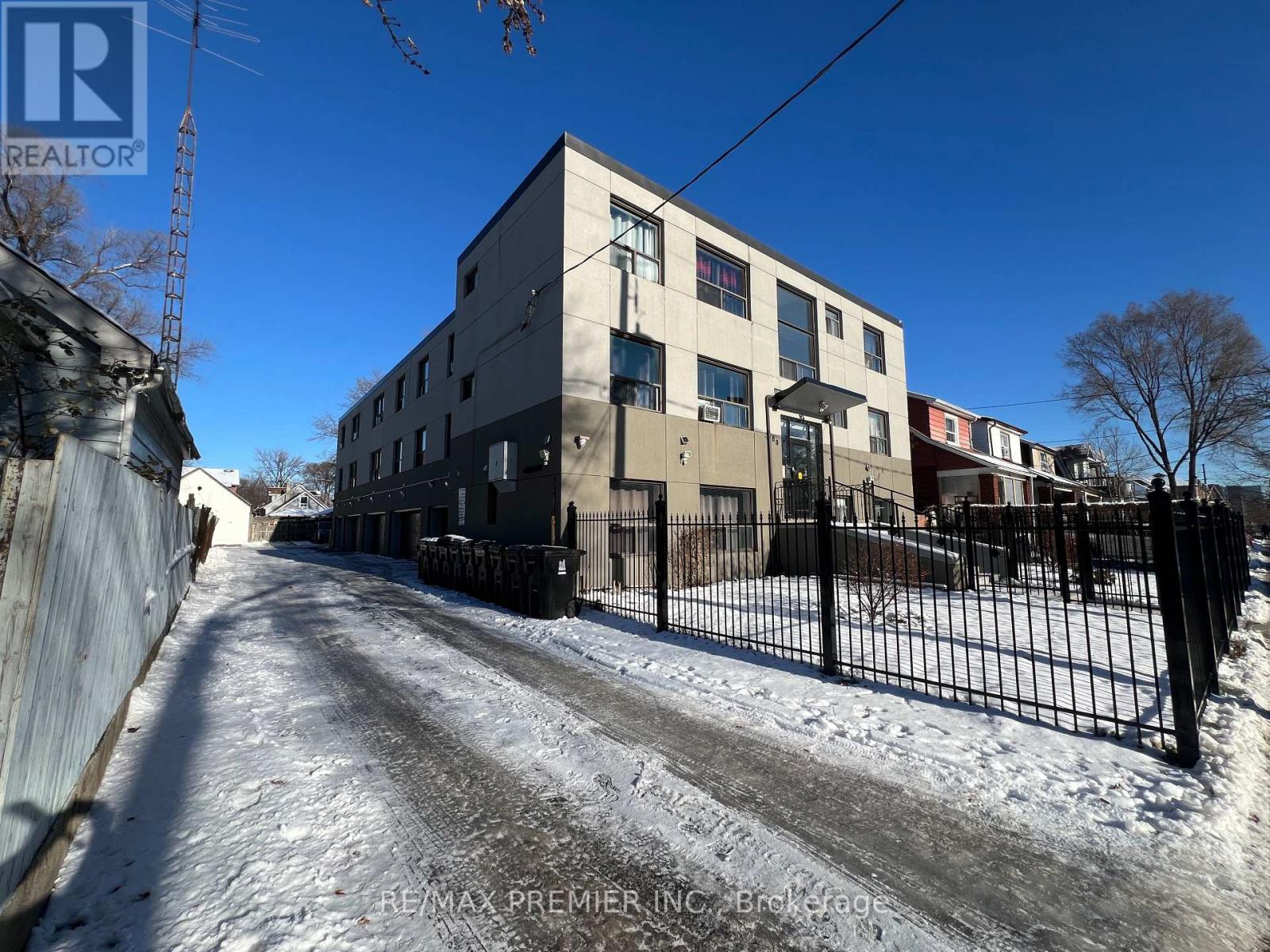 Multiplex at 80 CLOUSTON AVENUE, Toronto (Weston)