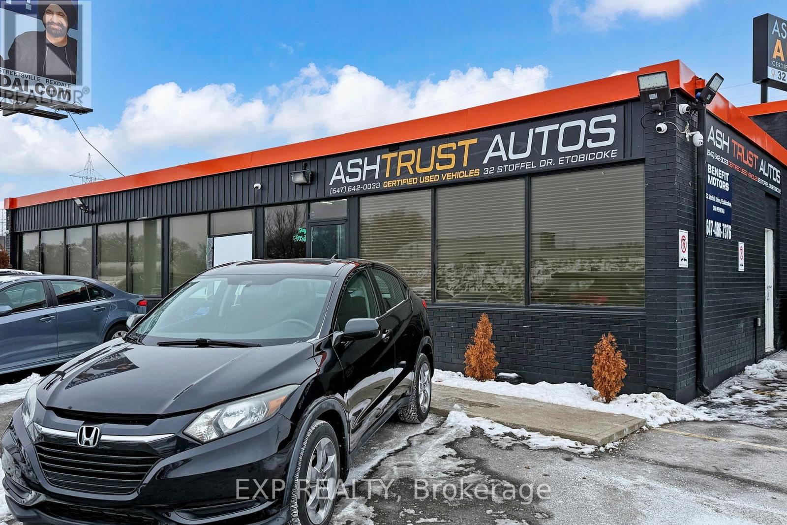Other at 32 STOFFEL DRIVE, Toronto (West Humber-Clairville)