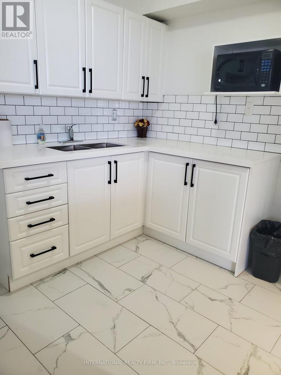 Apartment at 330 Dixon Rd,