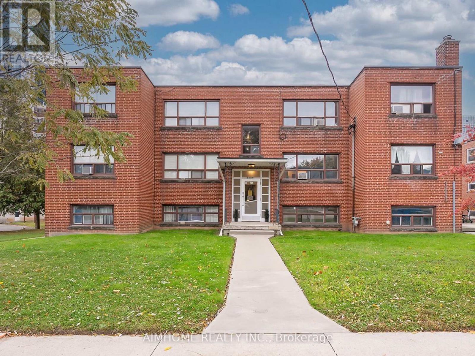 Multiplex at 10 - 2128 HARRIS CRESCENT, Burlington (Brant)