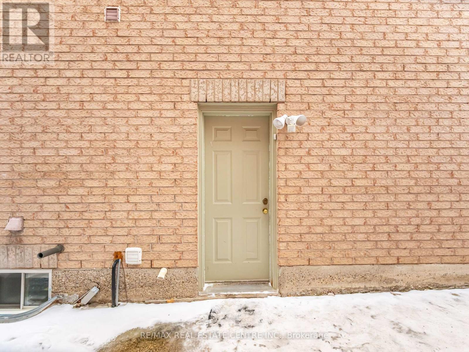 Detached at 6 MANNEL CRESCENT, Brampton