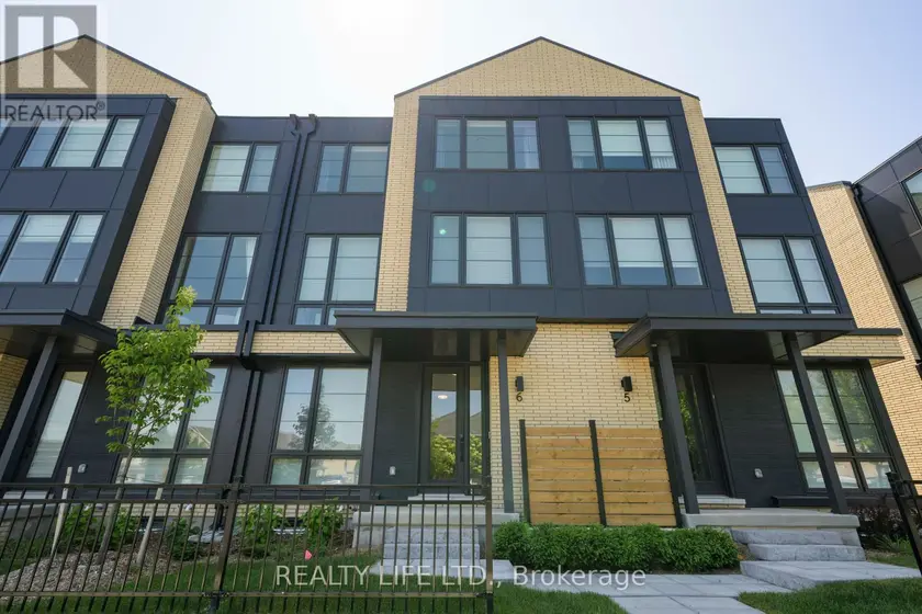 Townhouse at 6 - 2273 TURNBERRY ROAD, Burlington