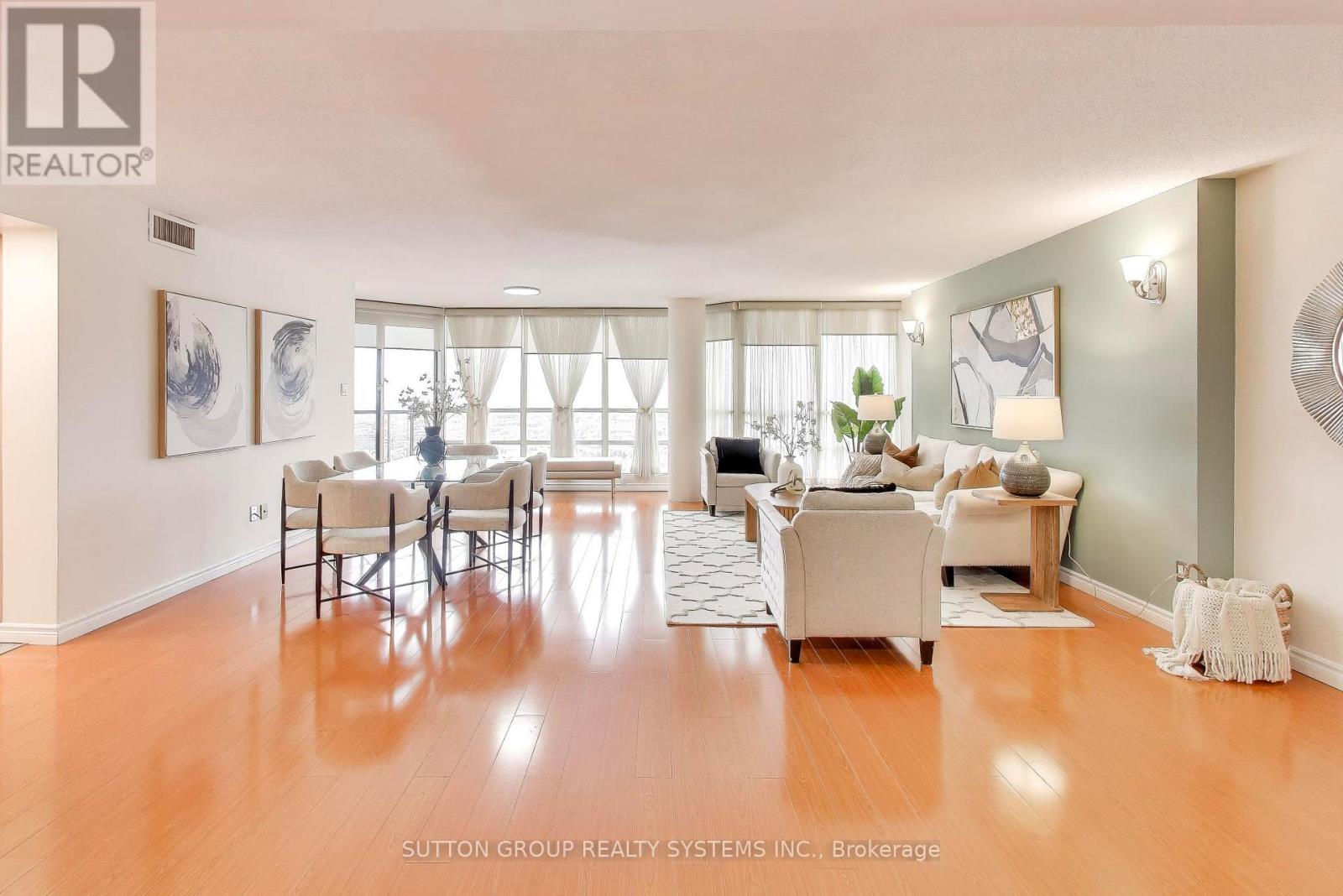 Apartment at 3307 - 45 KINGSBRIDGE GARDEN CIRCLE N, Mississauga