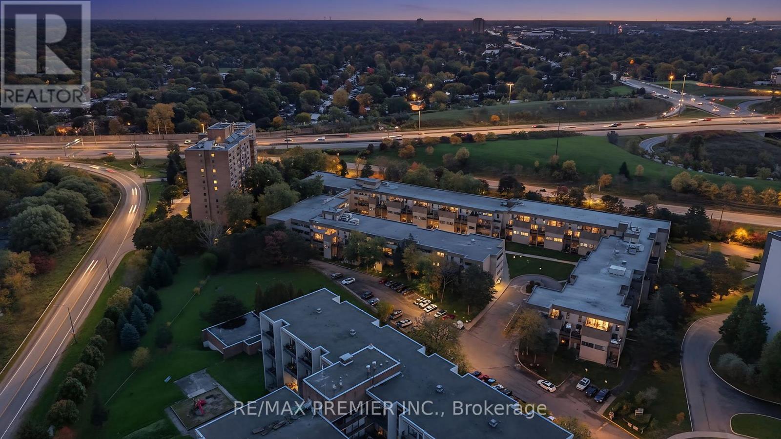 Townhouse at 209 - 2095 ROCHE COURT, Mississauga (Sheridan)