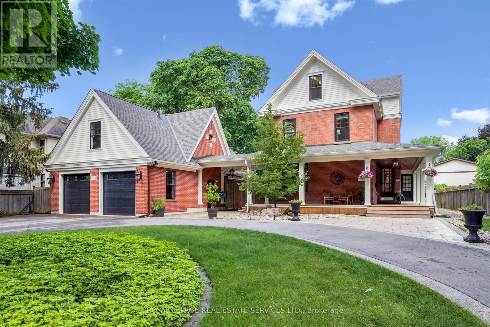 Detached at 335 LAKESHORE ROAD W, Oakville (SW Southwest)
