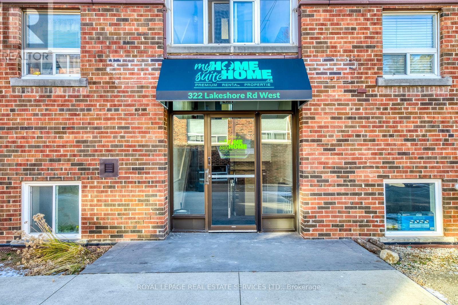 Multiplex at 322 LAKESHORE ROAD W, Mississauga (Port Credit)