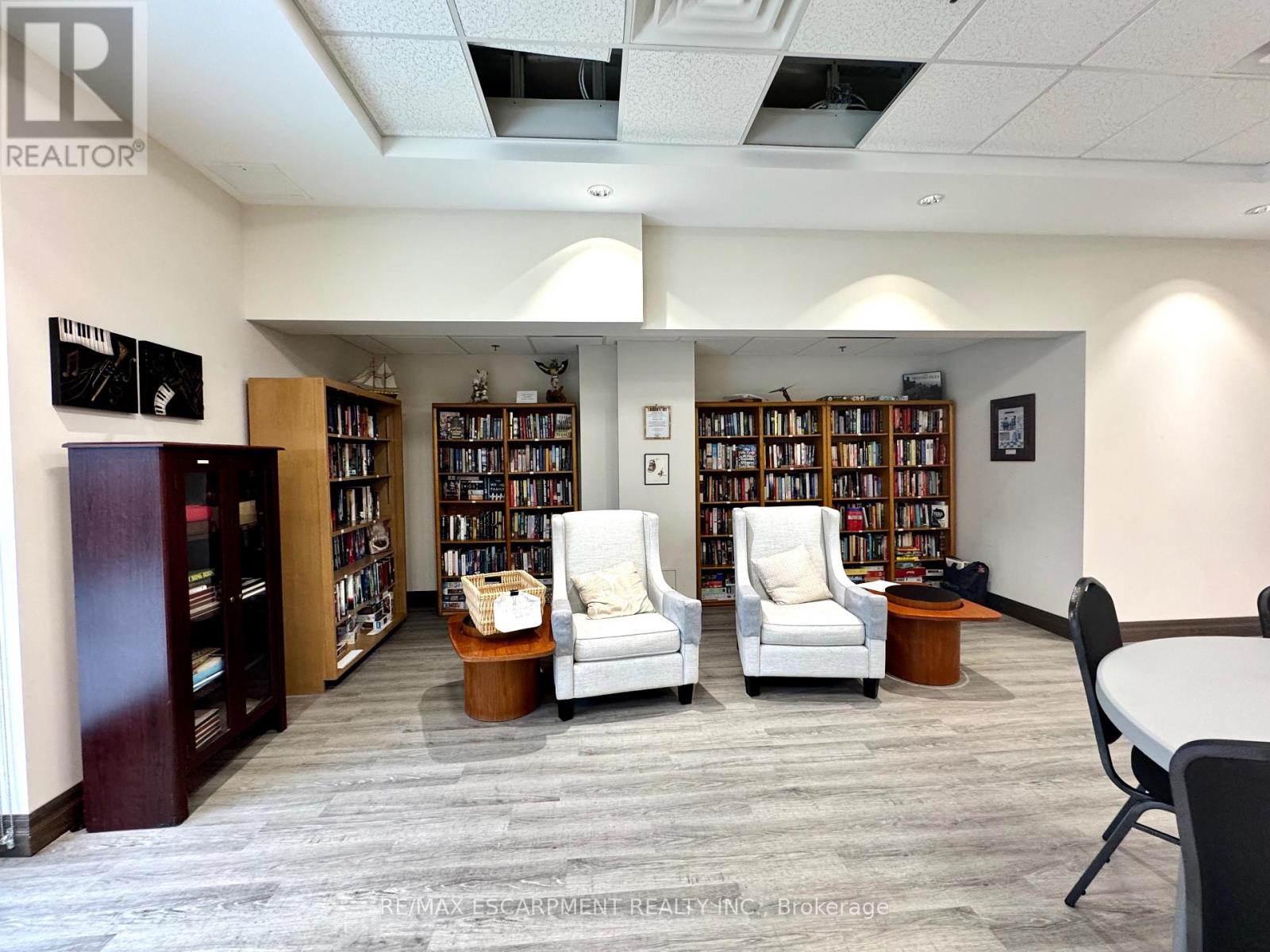 Apartment at 309 - 3290 NEW STREET, Burlington