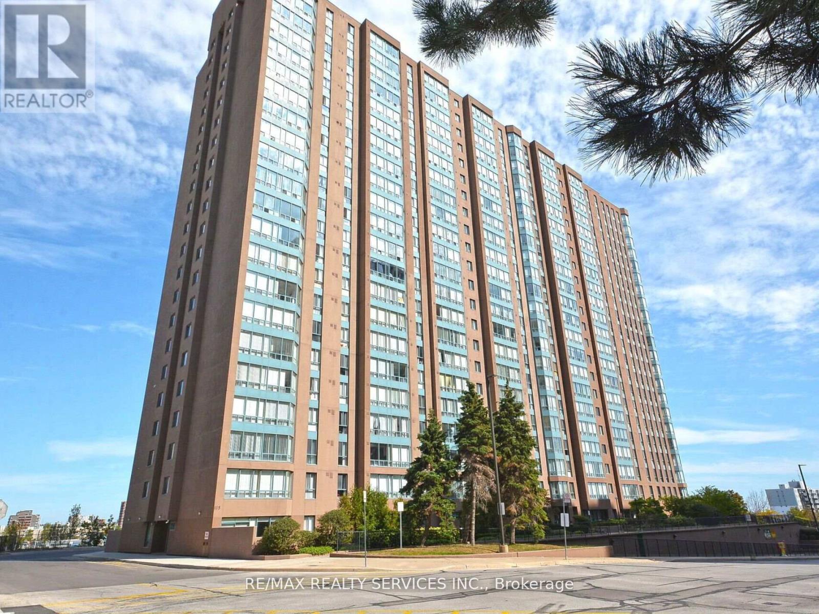 Apartment at PH14 - 115 HILLCREST AVENUE, Mississauga (Cooksville)
