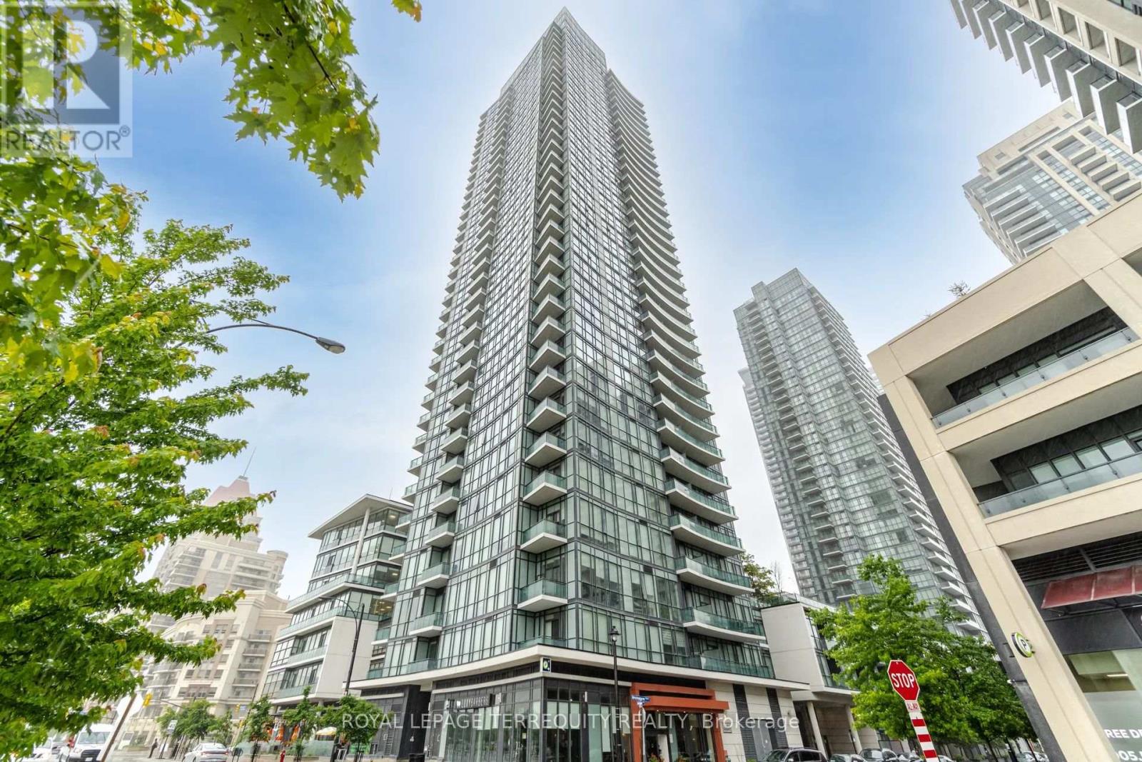 Apartment at 607 - 4099 BRICKSTONE MEWS, Mississauga (Creditview)