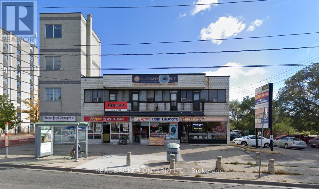 Other at LOWER - 761 JANE STREET, Toronto (Rockcliffe-Smythe)