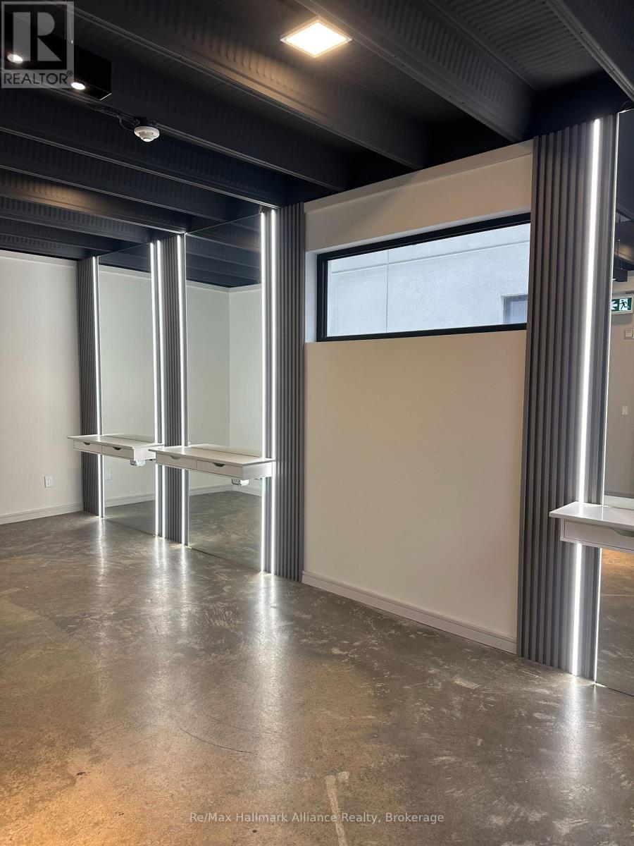 Other at 400 - 155 THIRTIETH STREET, Toronto (Alderwood)