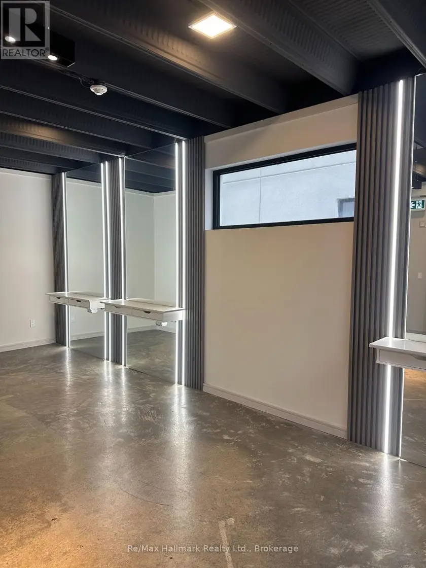 Other at 400 - 155 THIRTIETH STREET, Toronto (Alderwood)