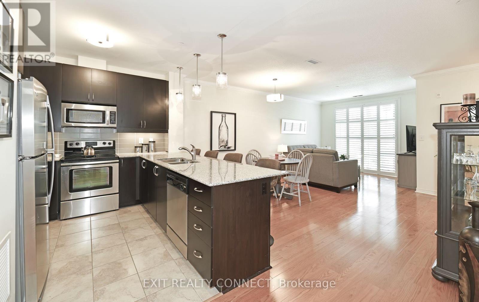 Apartment at 112 - 383 MAIN STREET E, Milton (OM Old Milton)