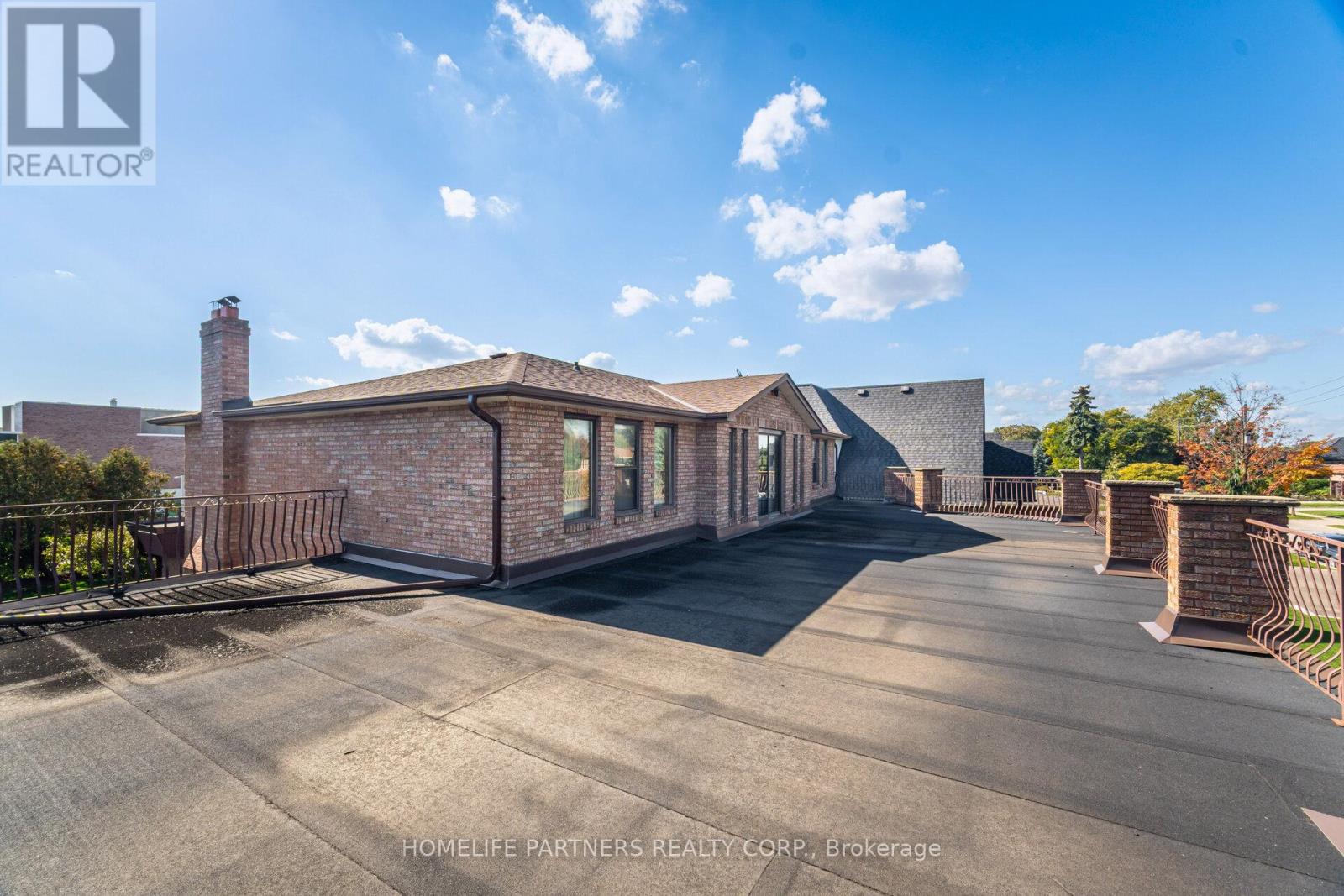 Detached at 55 WALLASEY AVENUE, Toronto
