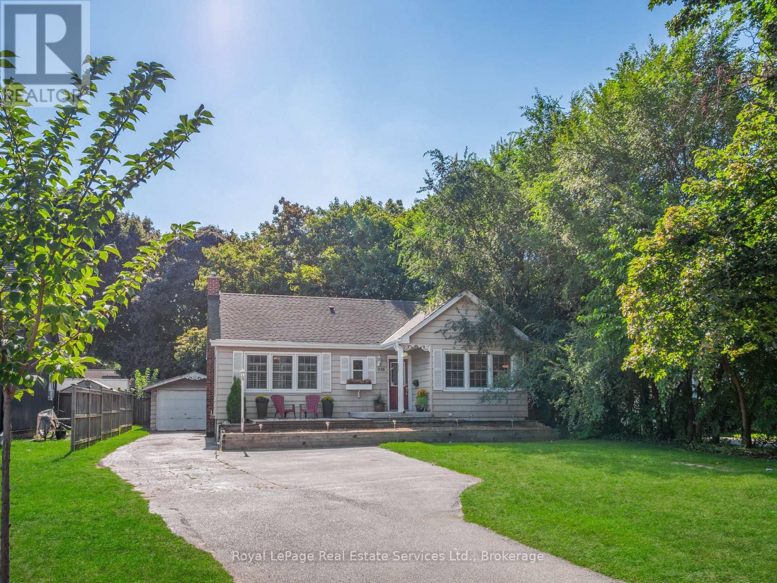 Detached at 938 KING ROAD, Burlington (LaSalle)