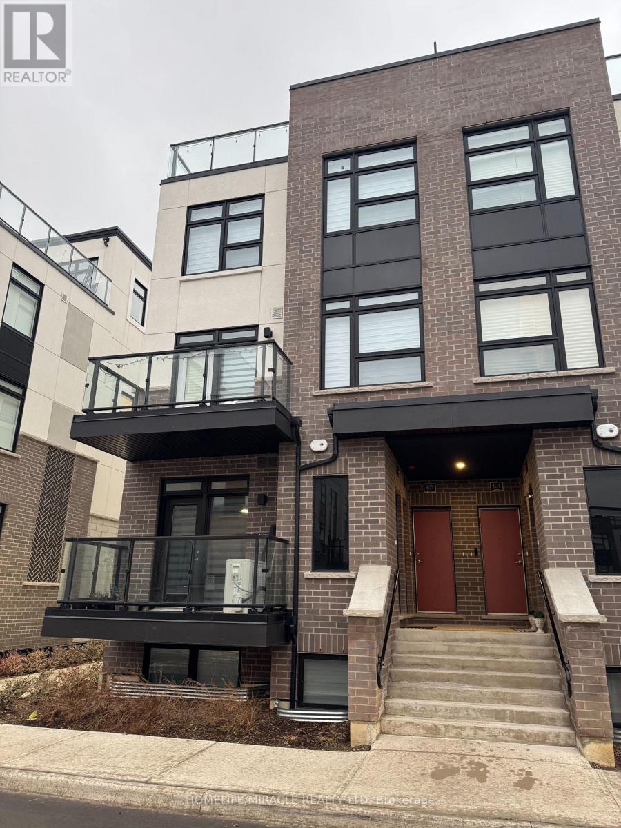 Townhouse at 101 - 1577 ROSE WAY, Milton (CB Cobban)