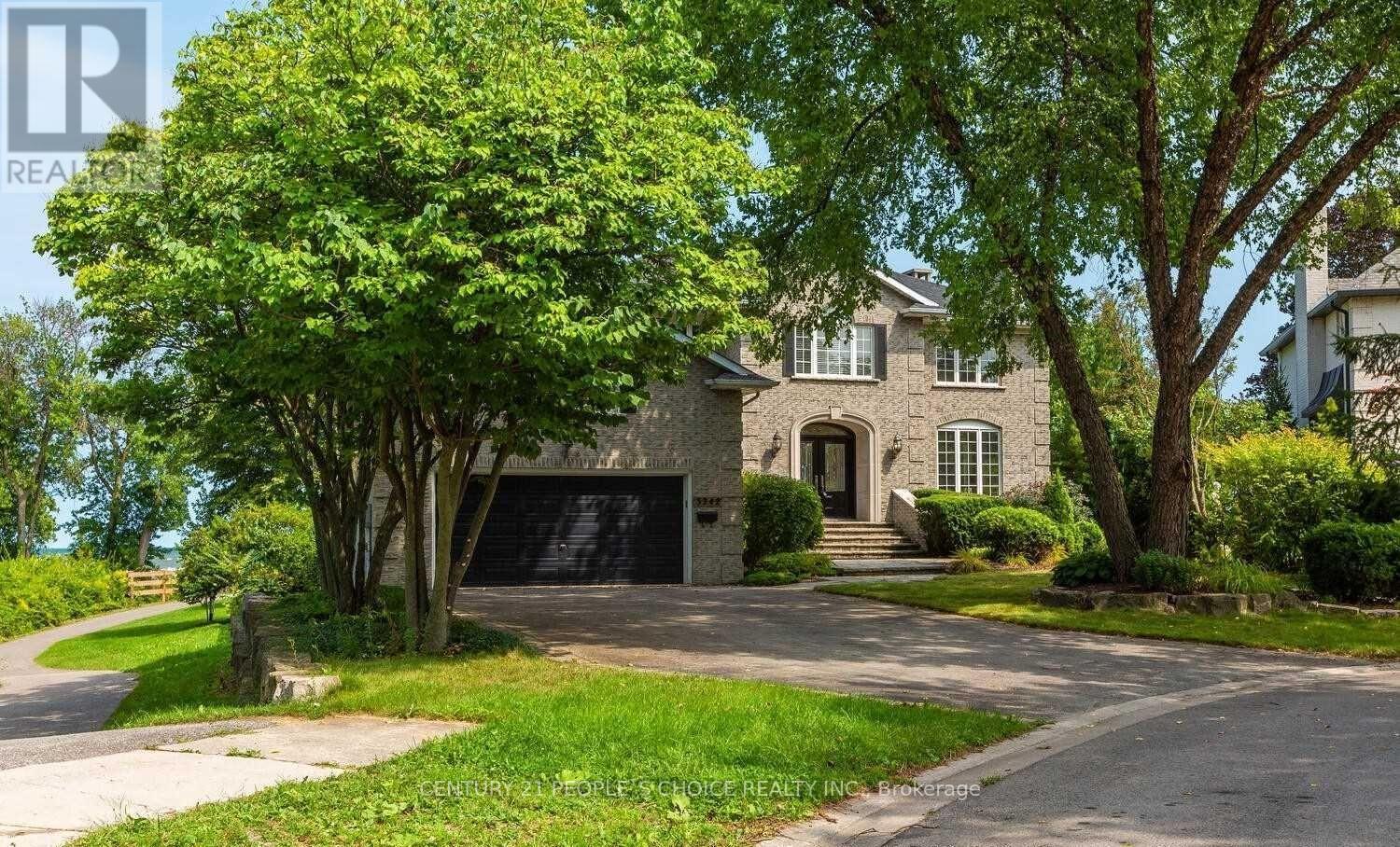 Detached at 3242 SHELBURNE PLACE, Oakville (BR Bronte)