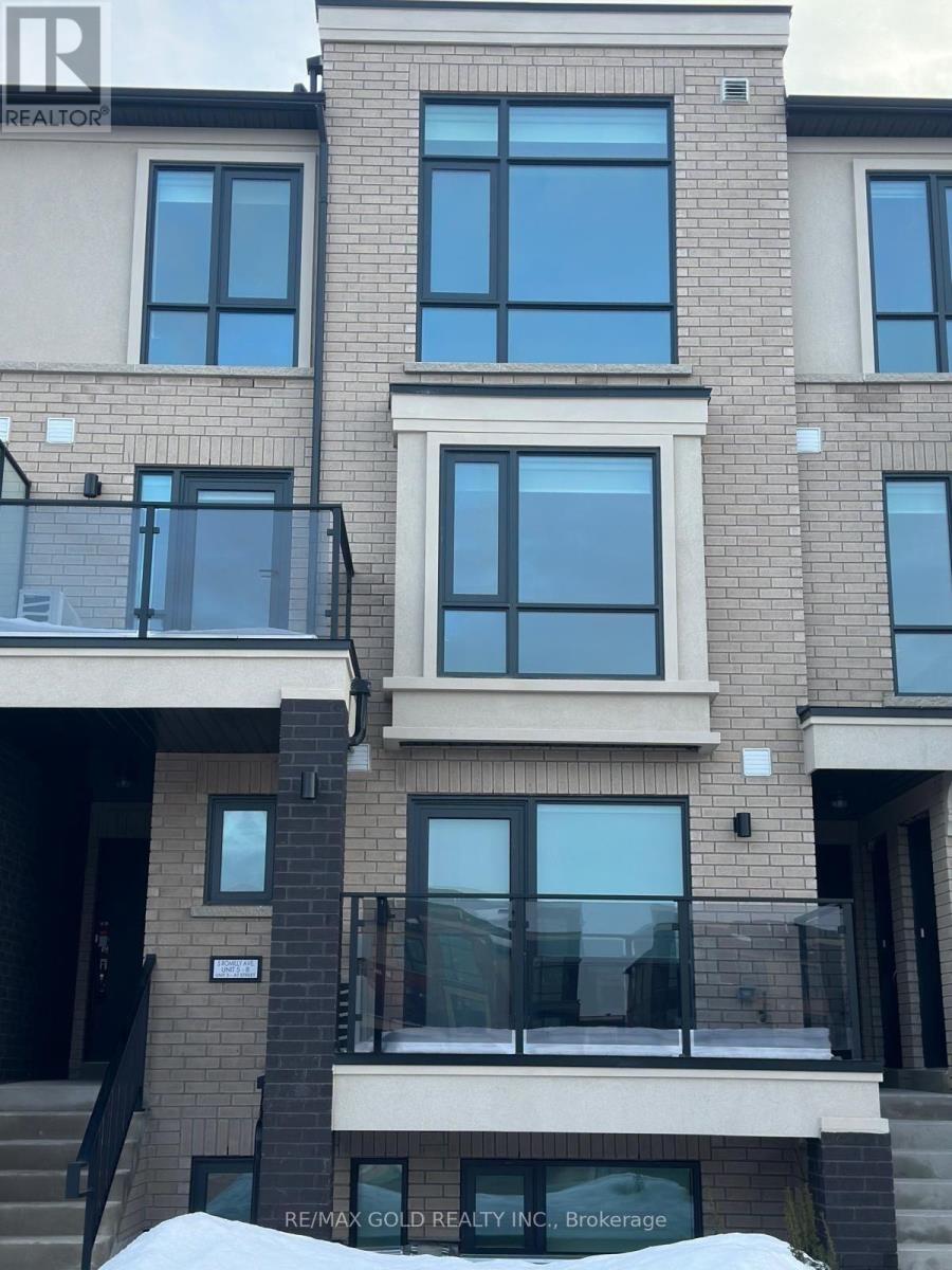 Townhouse at 7 - 5 ROMILLY AVENUE, Brampton (Northwest Brampton)